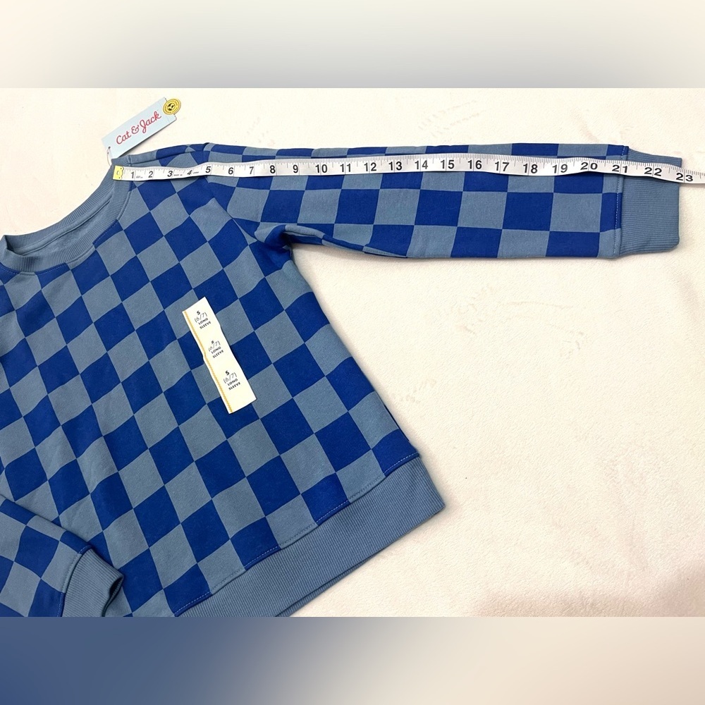 Cat & Jack Children’s Two Tone Blue Checkered Crewneck Boys Sweatshirt 6/7 - Picture 10 of 16